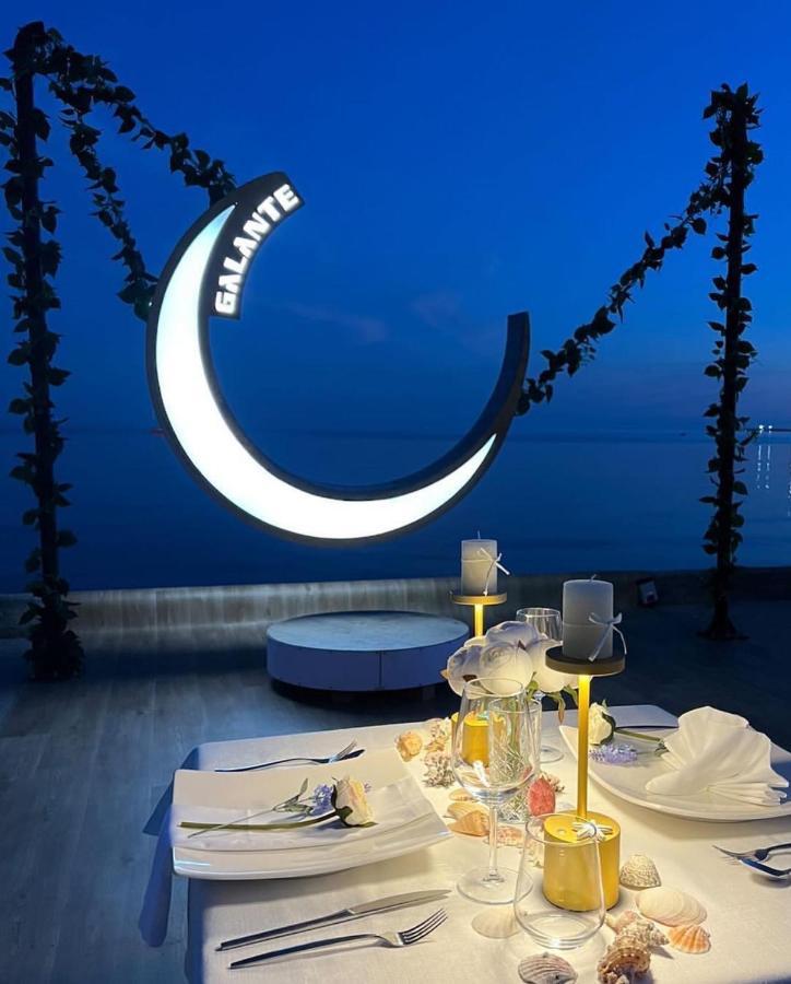 Galante Hotel Драч Екстериор снимка