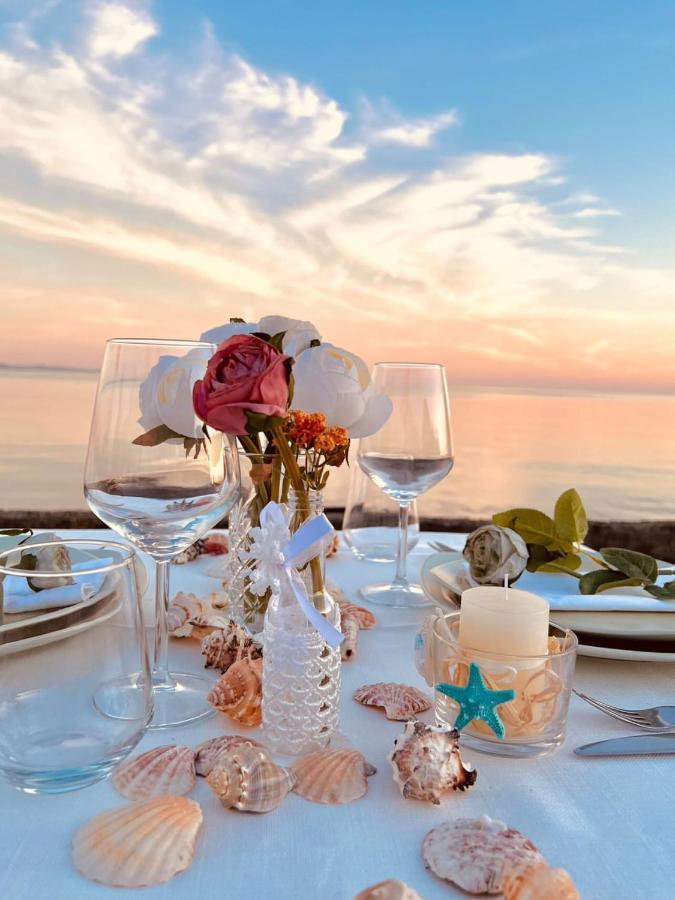 Galante Hotel Драч Екстериор снимка