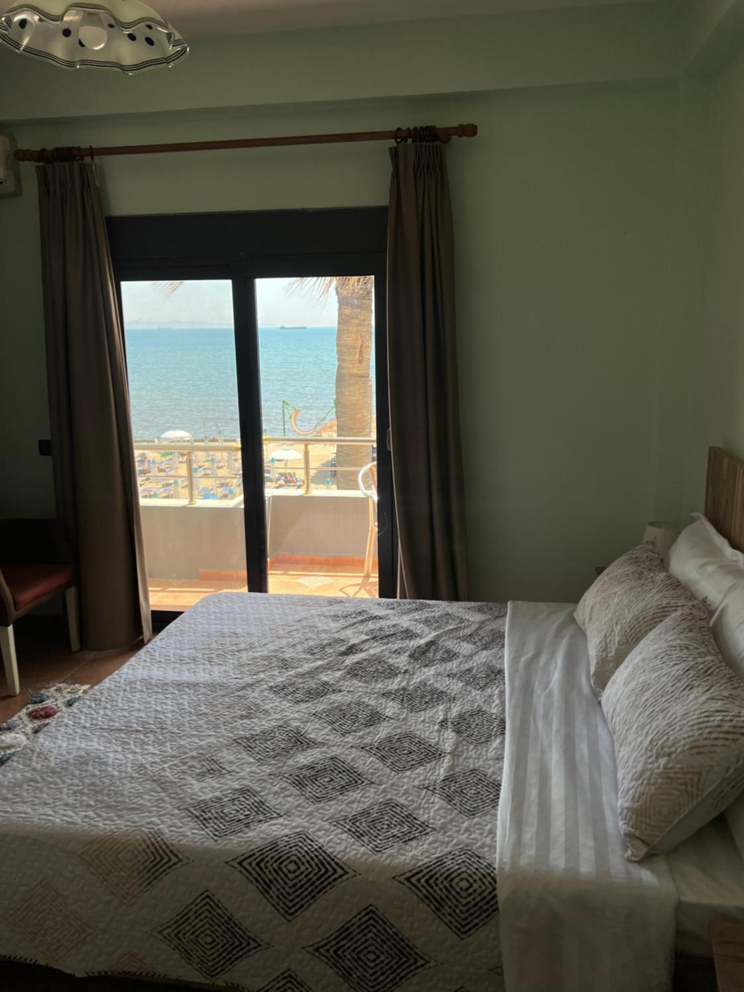 Galante Hotel Драч Стая снимка