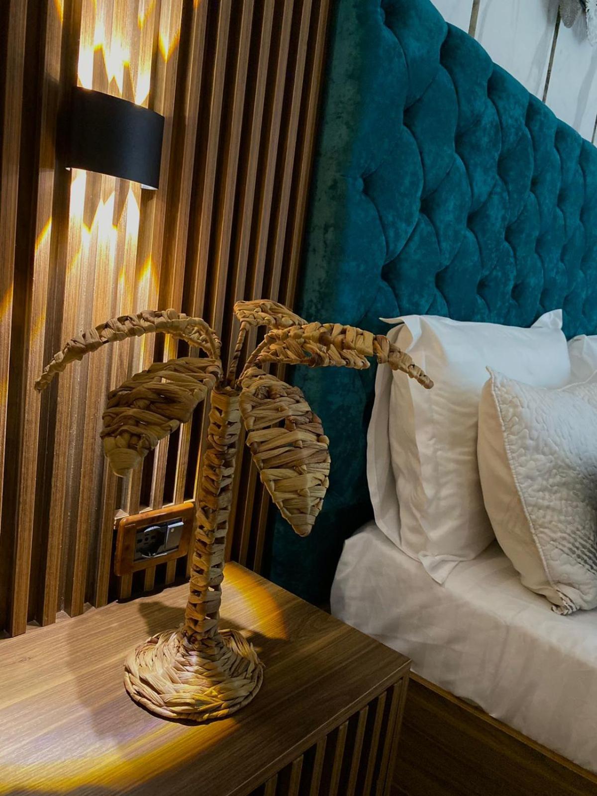 Galante Hotel Драч Екстериор снимка